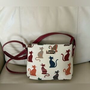 Signare Cheeky Cat Women's Art Tapestry Crossbody Bag Cream Multicolor